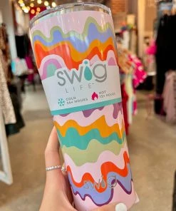 The Pink Leopard 32oz Swig Tumbler