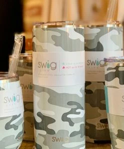 The Pink Leopard New Arrivals 20 Oz Tumbler - SWIG