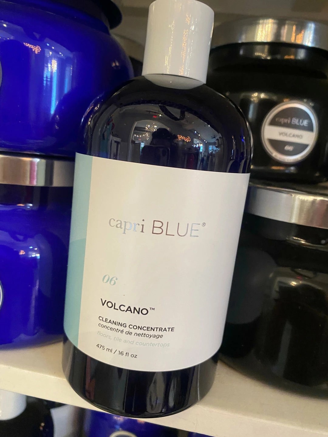 The Pink Leopard CAPRI BLUE - CLEANING CONCENTRATE - VOLCANO 1 The Pink Leopard CAPRI BLUE - CLEANING CONCENTRATE - VOLCANO