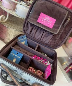 The Pink Leopard Tooled Leather / Cowhide Jewelry Case New Arrivals 20 The Pink Leopard Tooled Leather / Cowhide Jewelry Case New Arrivals