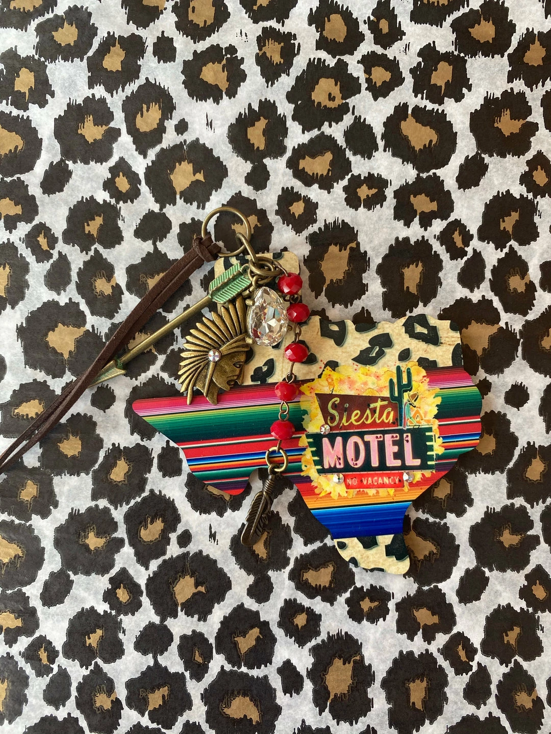 The Pink Leopard Siesta Motel (Car Charm) 1 The Pink Leopard Siesta Motel (Car Charm)