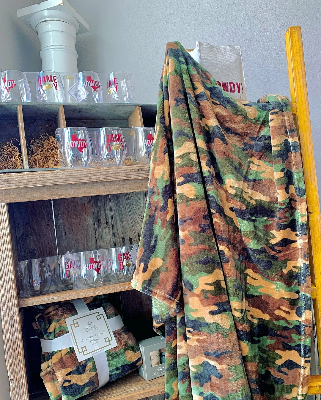 The Pink Leopard SUPER SOFT 50x60 In. Blanket -Camo New Arrivals 1 The Pink Leopard SUPER SOFT 50x60 In. Blanket -Camo New Arrivals